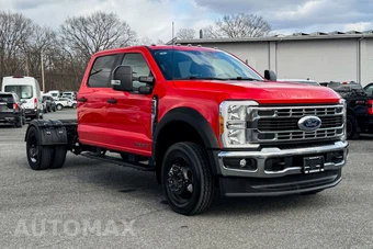 2023 Ford Super Duty F-550 Cab Chassis XL Crew Cab DRW