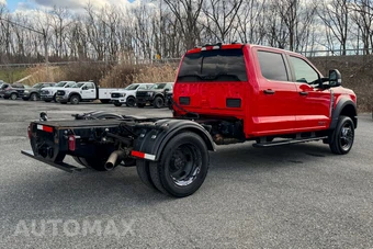 2023 Ford Super Duty F-550 Cab Chassis XL Crew Cab DRW - miniatura 3