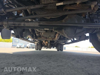 2023 Ford Super Duty F-550 Cab Chassis XL Crew Cab DRW - miniatura 16