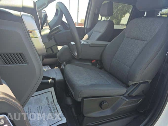 2023 Ford Super Duty F-550 Cab Chassis XL Crew Cab DRW - miniatura 3