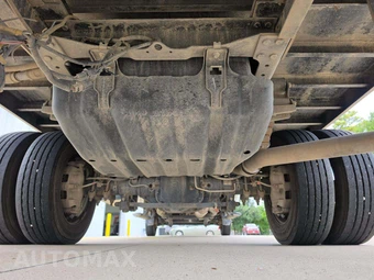 2023 Ford Super Duty F-550 Cab Chassis XL Regular Cab DRW - miniatura 11