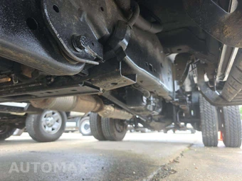 2023 Ford Super Duty F-550 Cab Chassis XL Regular Cab DRW - miniatura 7