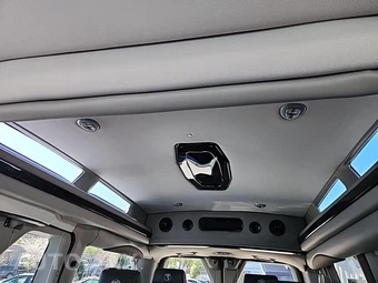 2023 Ford Transit 150 Cargo Van Low Roof 130.0" WB - miniatura 18