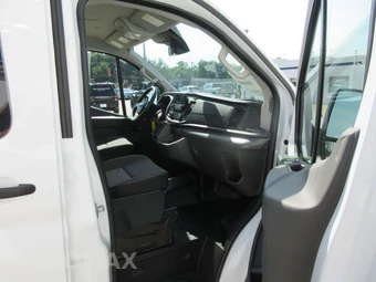 2023 Ford Transit 150 Cargo Van Low Roof 148.0" WB - miniatura 9