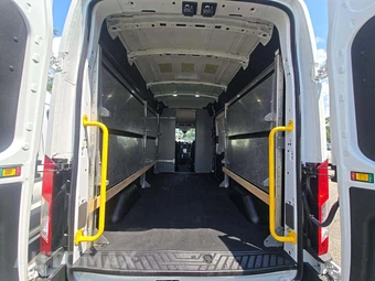 2023 Ford Transit 250 Cargo Van High Roof 148.0" WB - miniatura 14