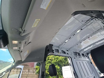 2023 Ford Transit 250 Cargo Van High Roof 148.0" WB - miniatura 11