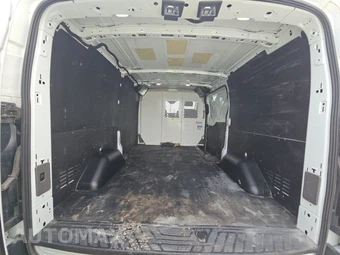 2023 Ford Transit 250 Cargo Van Low Roof 130.0" WB - miniatura 17