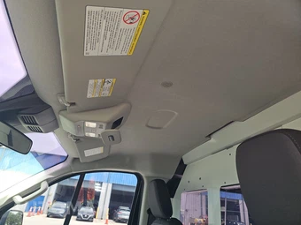2023 Ford Transit 250 Cargo Van Low Roof 148.0" WB - miniatura 17