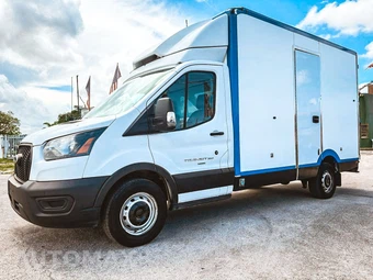 2023 Ford Transit 350 Cab Chassis - car from the USA, Manheim Buy-Now listing at AUTOMAX