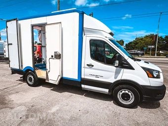 2023 Ford Transit 350 Cab Chassis - miniatura 14