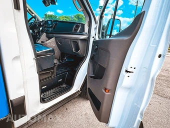 2023 Ford Transit 350 Cab Chassis - miniatura 16