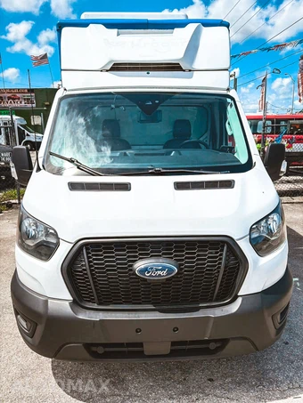 2023 Ford Transit 350 Cab Chassis - miniatura 3