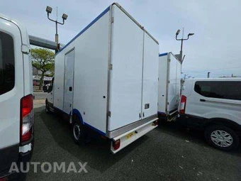 2023 Ford Transit 350 Cab Chassis - miniatura 2