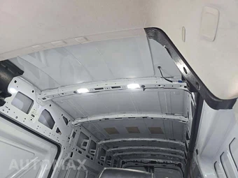 2023 Ford Transit 350 Cargo Van High Roof 148.0" WB - miniatura 11
