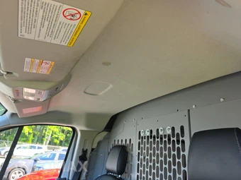 2023 Ford Transit 350 HD Cargo Van 9950 GVWR Low Roof 148.0" WB - miniatura 17