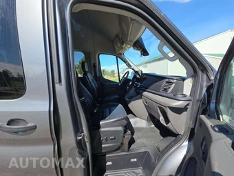 2023 Ford Transit 350 HD Passenger Van XLT DRW High Roof 148.0" WB - miniatura 16