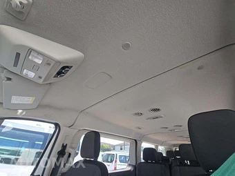 2023 Ford Transit 350 Passenger Van XLT Low Roof 148.0" WB - miniatura 11