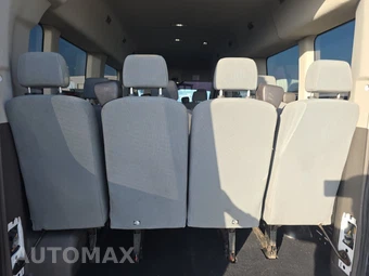 2023 Ford Transit 350 Passenger Van XLT Medium Roof 148.0" WB - miniatura 16