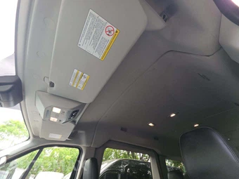 2023 Ford Transit 350 Passenger Van XLT Medium Roof 148.0" WB - miniatura 11