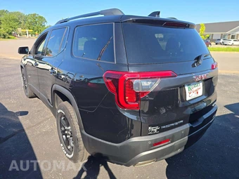 2023 GMC Acadia AT4 - miniatura 2
