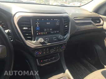2023 GMC Acadia AT4 - miniatura 11