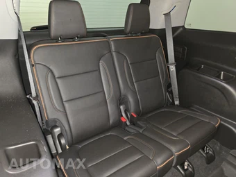 2023 GMC Acadia AT4 4SB - miniatura 14