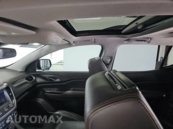 2023 GMC Acadia AT4 4SB - miniatura 19