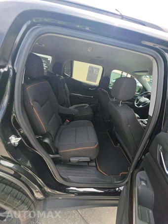 2023 GMC Acadia AT4 4SB - miniatura 14