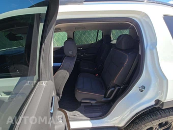 2023 GMC Acadia AT4 4SB - miniatura 9
