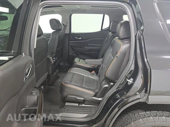 2023 GMC Acadia AT4 4SB - miniatura 13