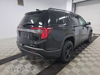 2023 GMC Acadia AT4 4SB - miniatura 4
