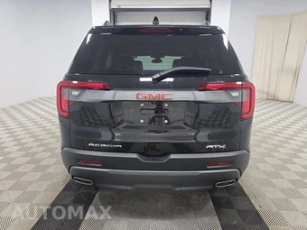 2023 GMC Acadia AT4 4SB - miniatura 5