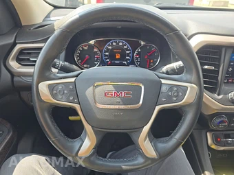 2023 GMC Acadia Denali - miniatura 10