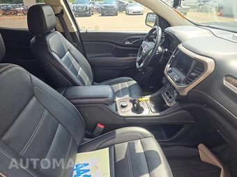2023 GMC Acadia Denali - miniatura 8