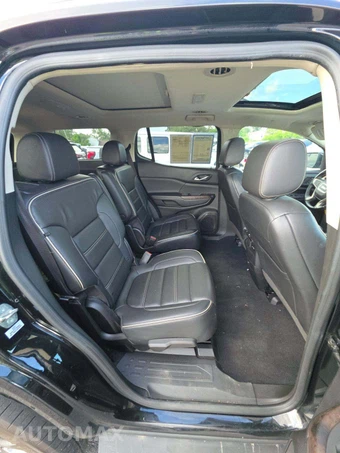 2023 GMC Acadia Denali - miniatura 17
