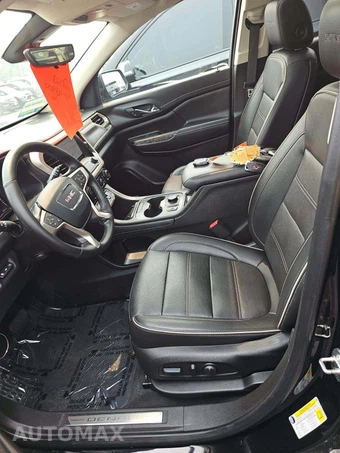 2023 GMC Acadia Denali - miniatura 6