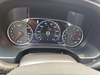 2023 GMC Acadia Denali - miniatura 9
