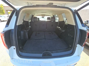2023 GMC Acadia Denali 5SA - miniatura 18
