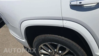 2023 GMC Acadia Denali 5SA - miniatura 29