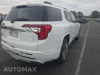 2023 GMC Acadia Denali 5SA - miniatura 4