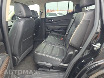2023 GMC Acadia Denali 5SA - miniatura 13
