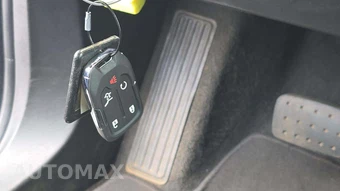 2023 GMC Acadia Denali 5SA - miniatura 19
