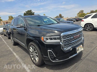 2023 GMC Acadia Denali 5SA - miniatura 3
