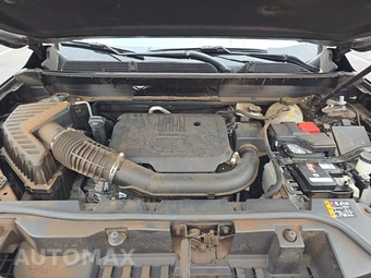 2023 GMC Acadia Denali 5SA - miniatura 17