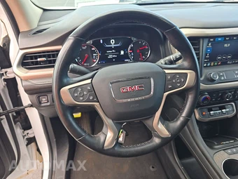 2023 GMC Acadia Denali 5SA - miniatura 10