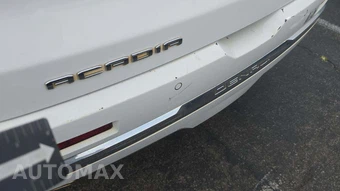 2023 GMC Acadia Denali 5SA - miniatura 22