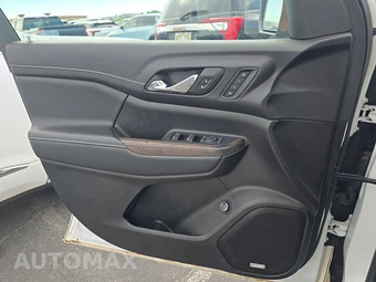 2023 GMC Acadia Denali 5SA - miniatura 9
