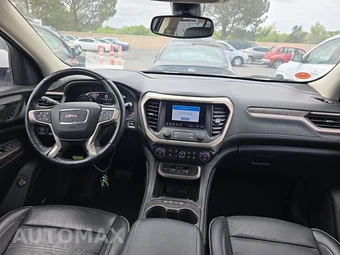 2023 GMC Acadia Denali 5SA - miniatura 11