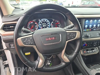 2023 GMC Acadia Denali 5SA - miniatura 10