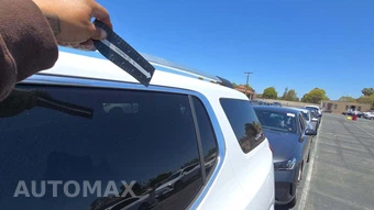 2023 GMC Acadia Denali 5SA - miniatura 25